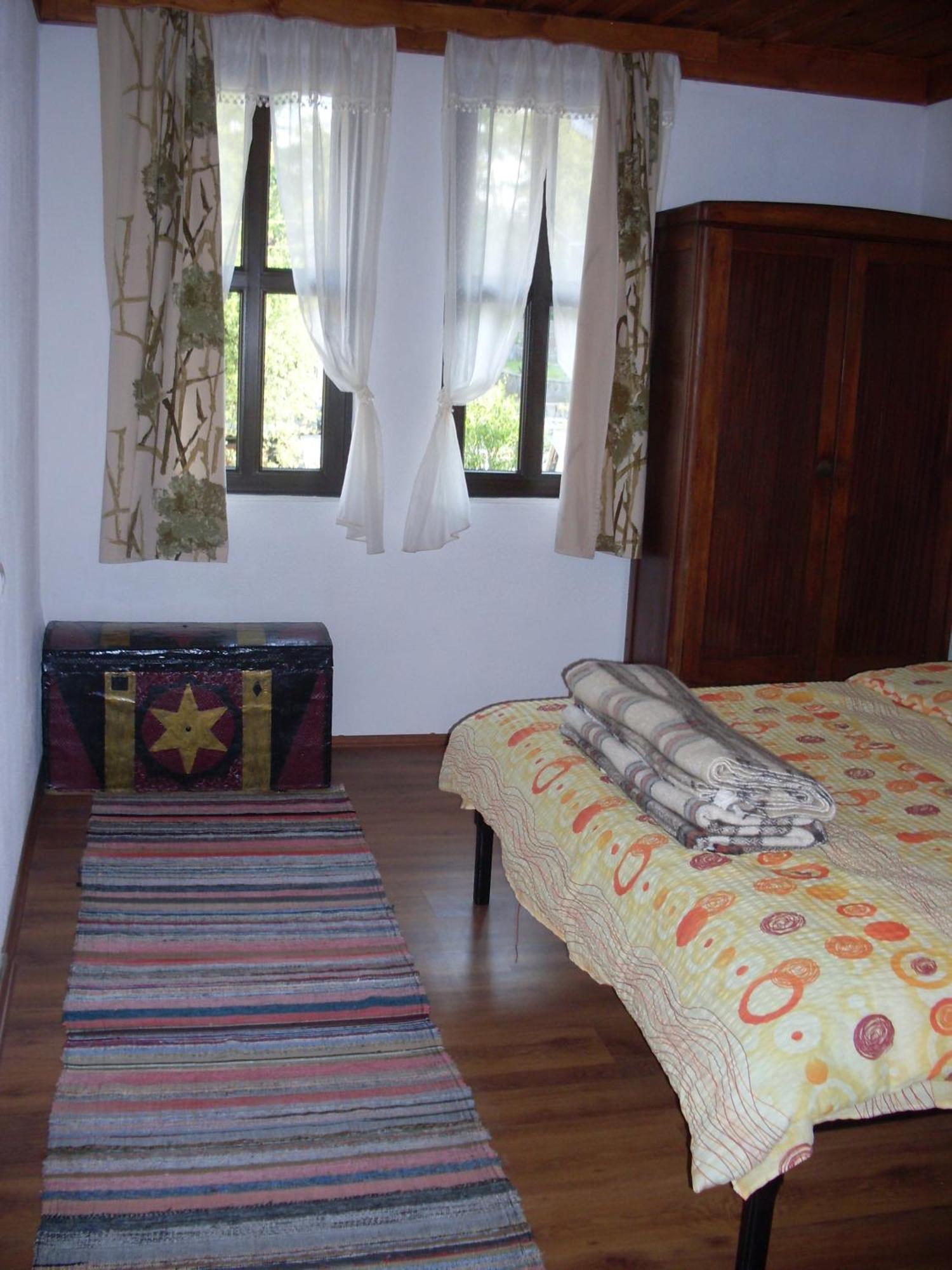 فندق Tsutsovi House كالوفر المظهر الخارجي الصورة