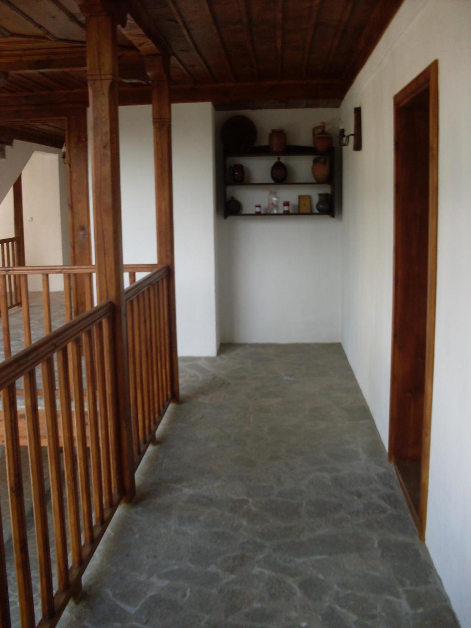 فندق Tsutsovi House كالوفر المظهر الخارجي الصورة